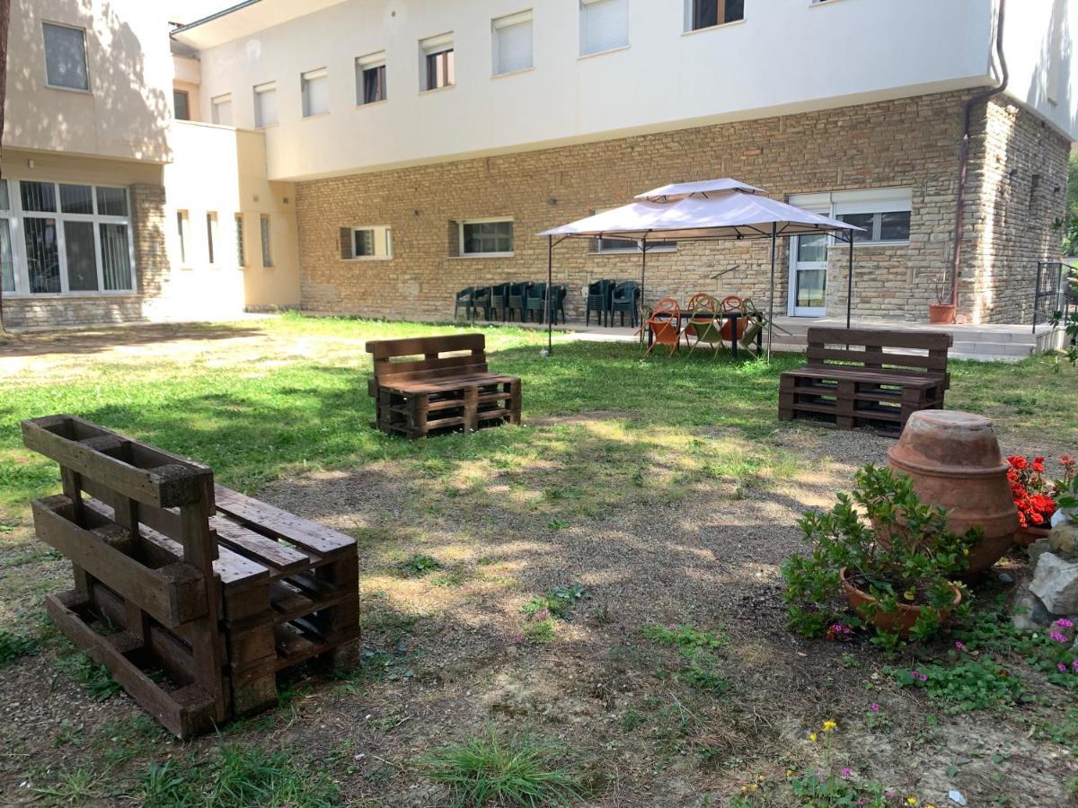 ホテル San Giuseppe Casa Per Ferie クエルチアネッラ エクステリア 写真